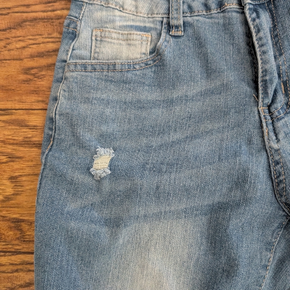 Distressed Skinny‎ Jeans - Picture 6 of 11
